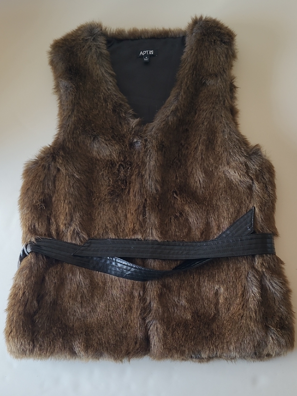 NWOT APT 9 Faux Fur Vest Size M